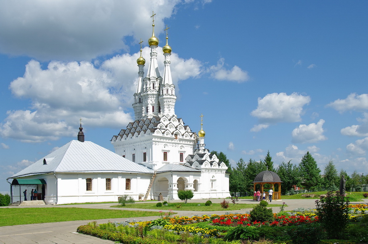 Трёхшатровая церковь Одигитрии Смоленской