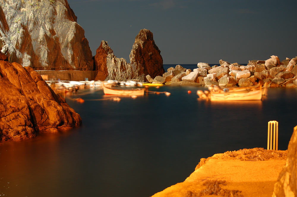 Вечерняя бухта в Manarola