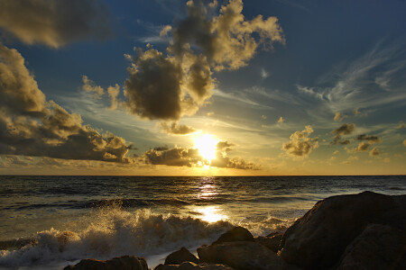 В лучах заката