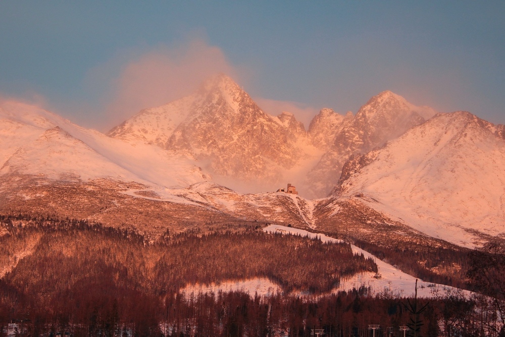 Рассвет в горах