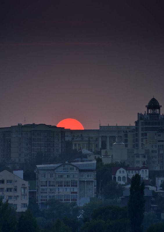 Закат в городе