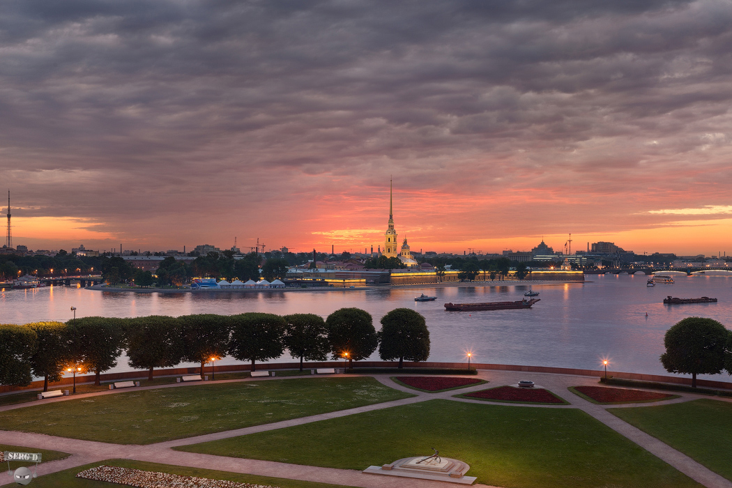 Стрелка Васильевского острова, Петропавловская крепость