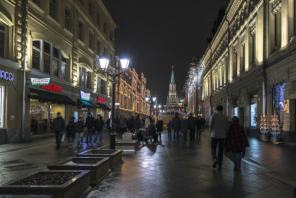 Никольская улица в Москве