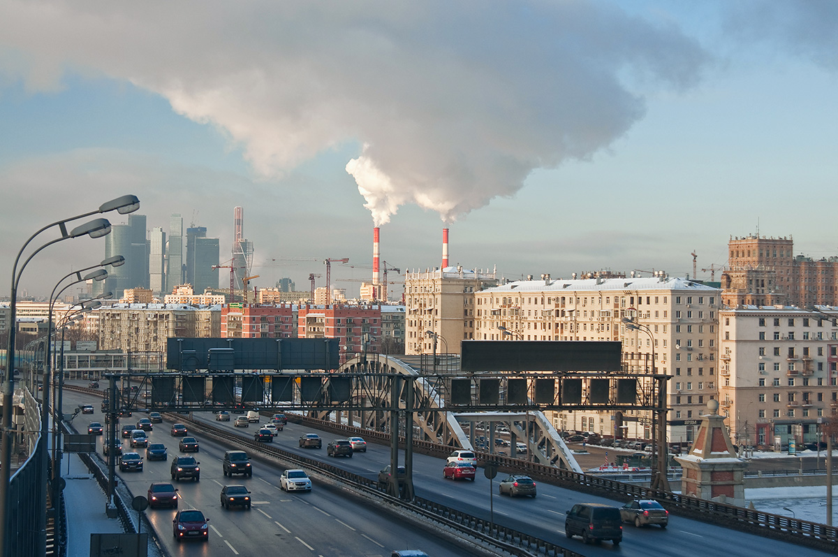 На Андреевском мосту