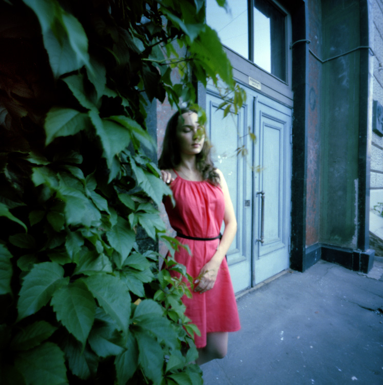 Pinhole portrait {Lena} ##