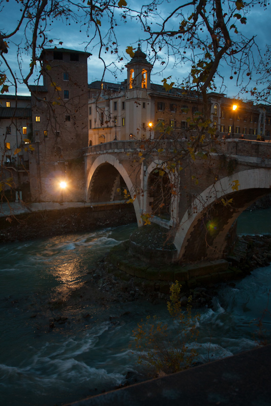 Ponte Fabricio. Rome.