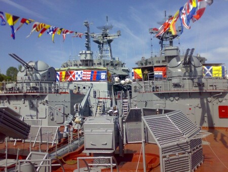 Военные корабли