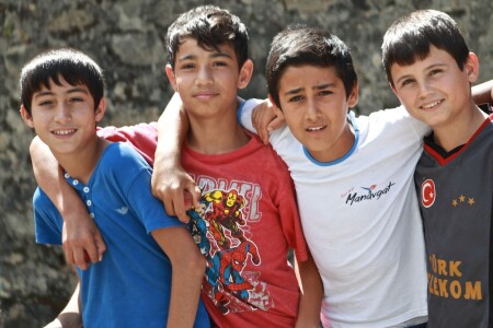 Турецкие мальчишки