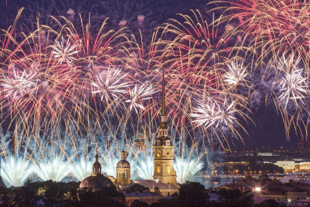 Санкт-Петербурга. "Алые Паруса 2014."