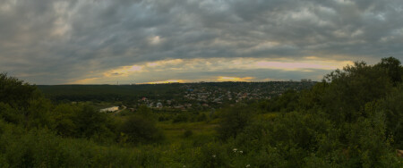 Вечер. Город. Тишина.