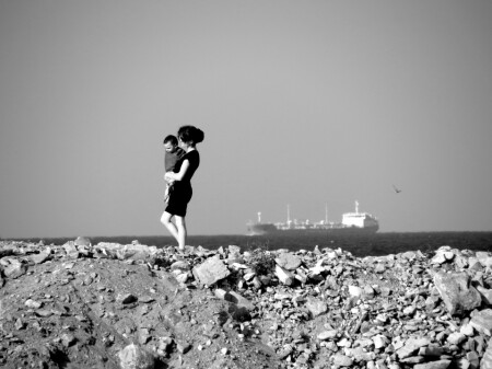 Мать и дитя