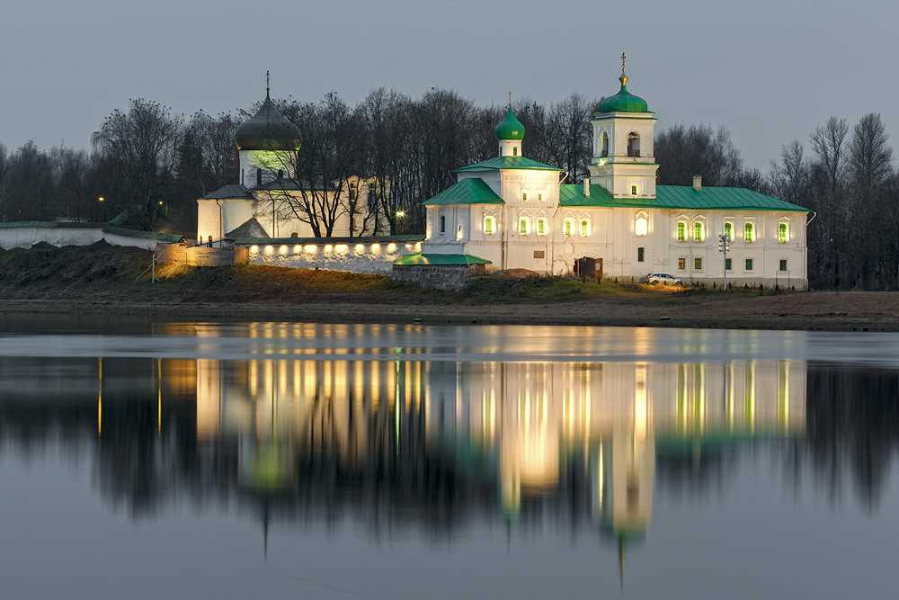 Мирожский монастырь