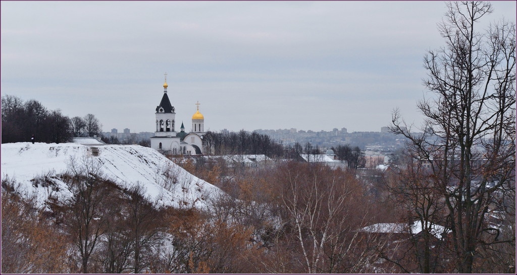 Монастырь в декабре