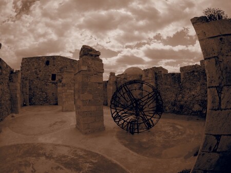 Разрушенный храм