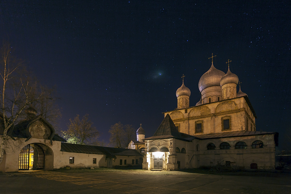 Знаменский собор (Великий Новгород)