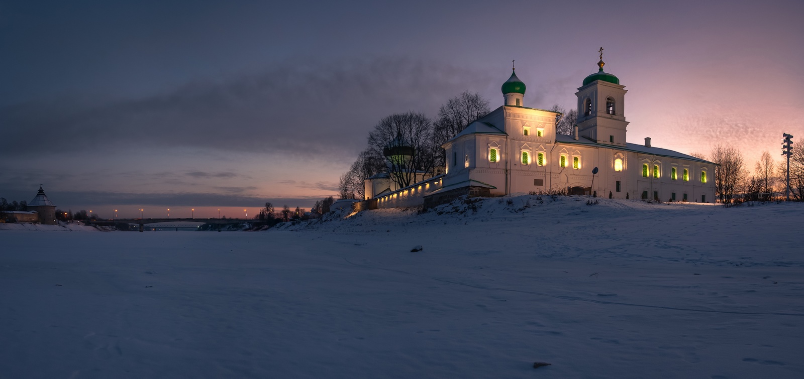 Спасо-Преображенский Мирожский монастырь.