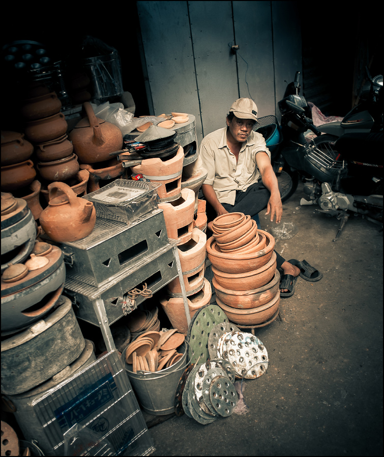 Вьетнамские зарисовки (5) Pottery saler