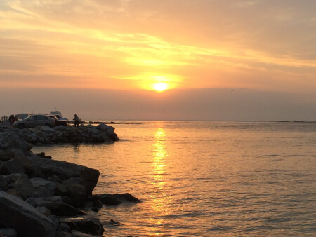 Море