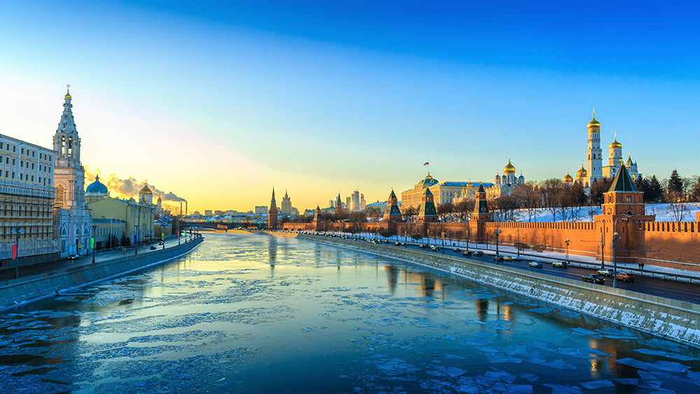 Frosty evening in Moscow