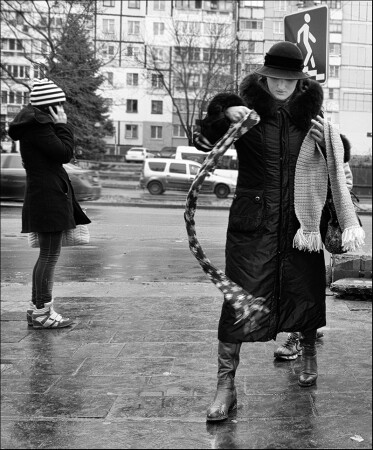 Укротительница "змей"