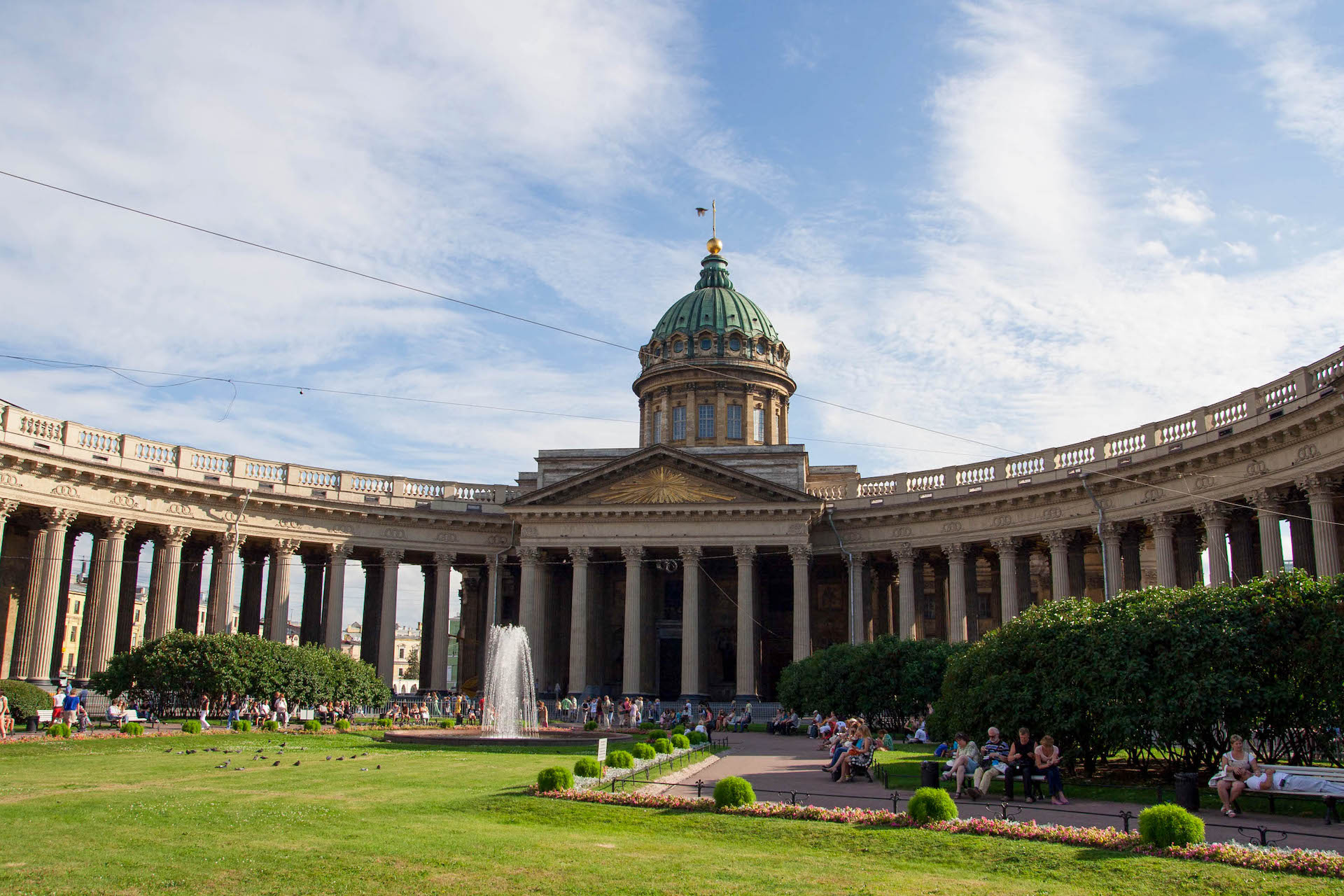 Светлый великан Санкт-Петербурга