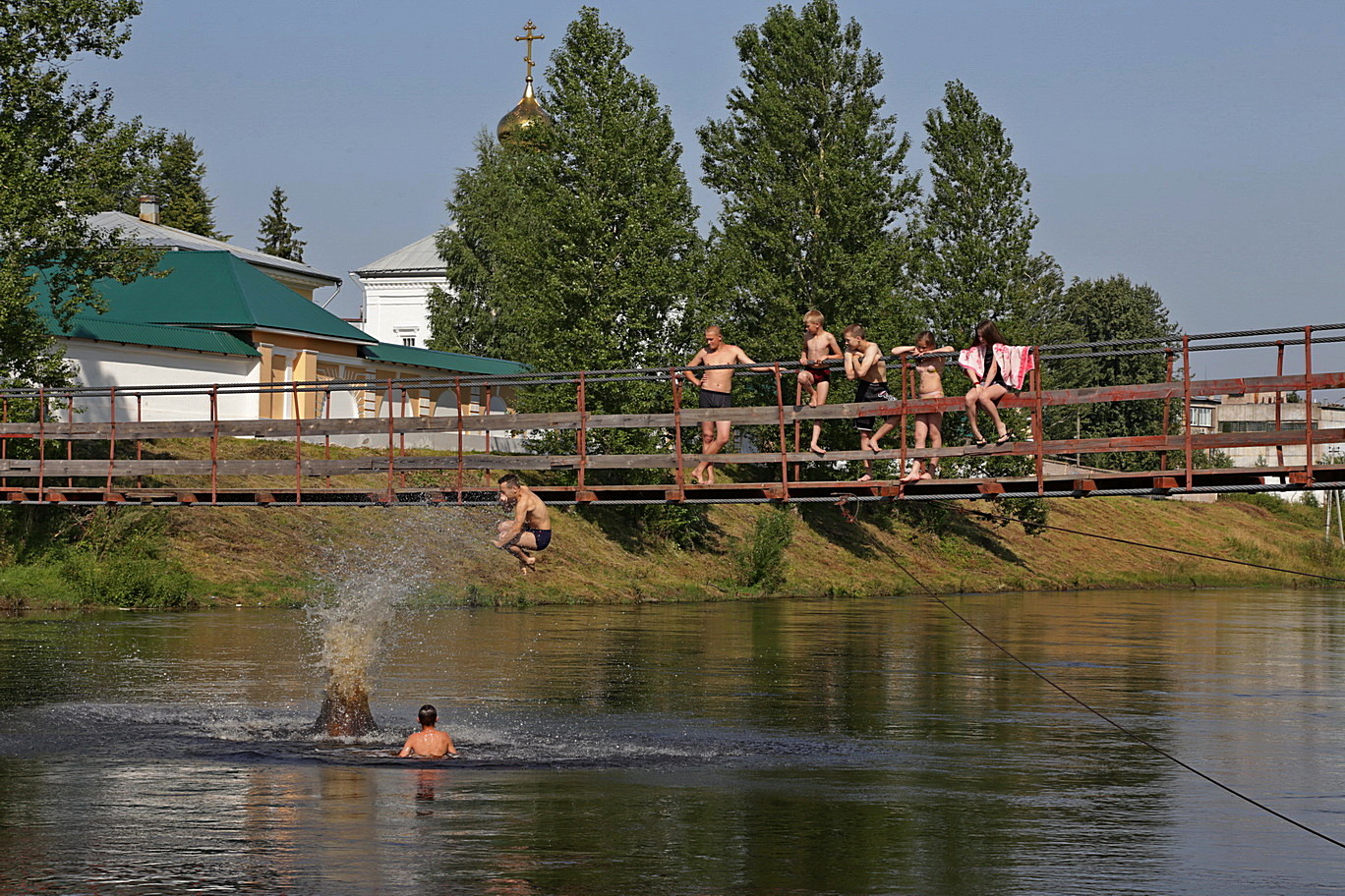 Чемпионат по прыжкам в воду )