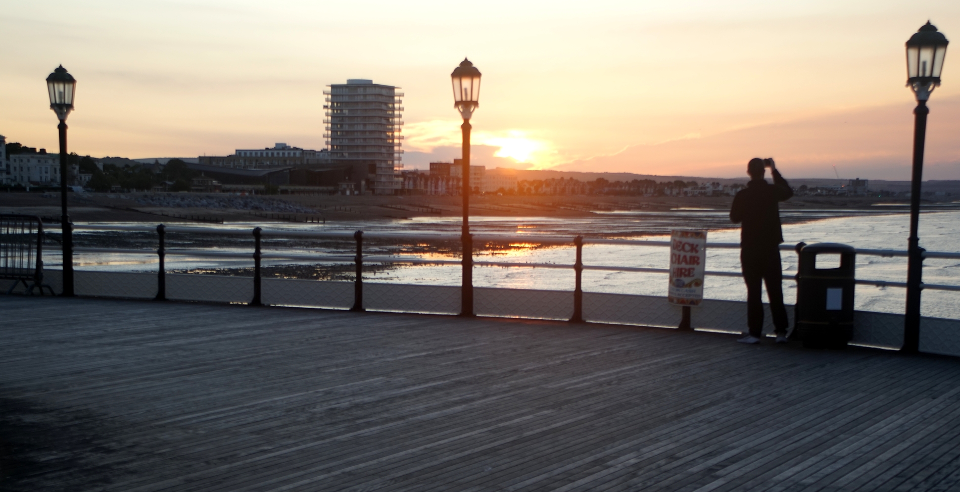 Восход солнца. Worthing. Южная Англия. Побережье Ла-Манша