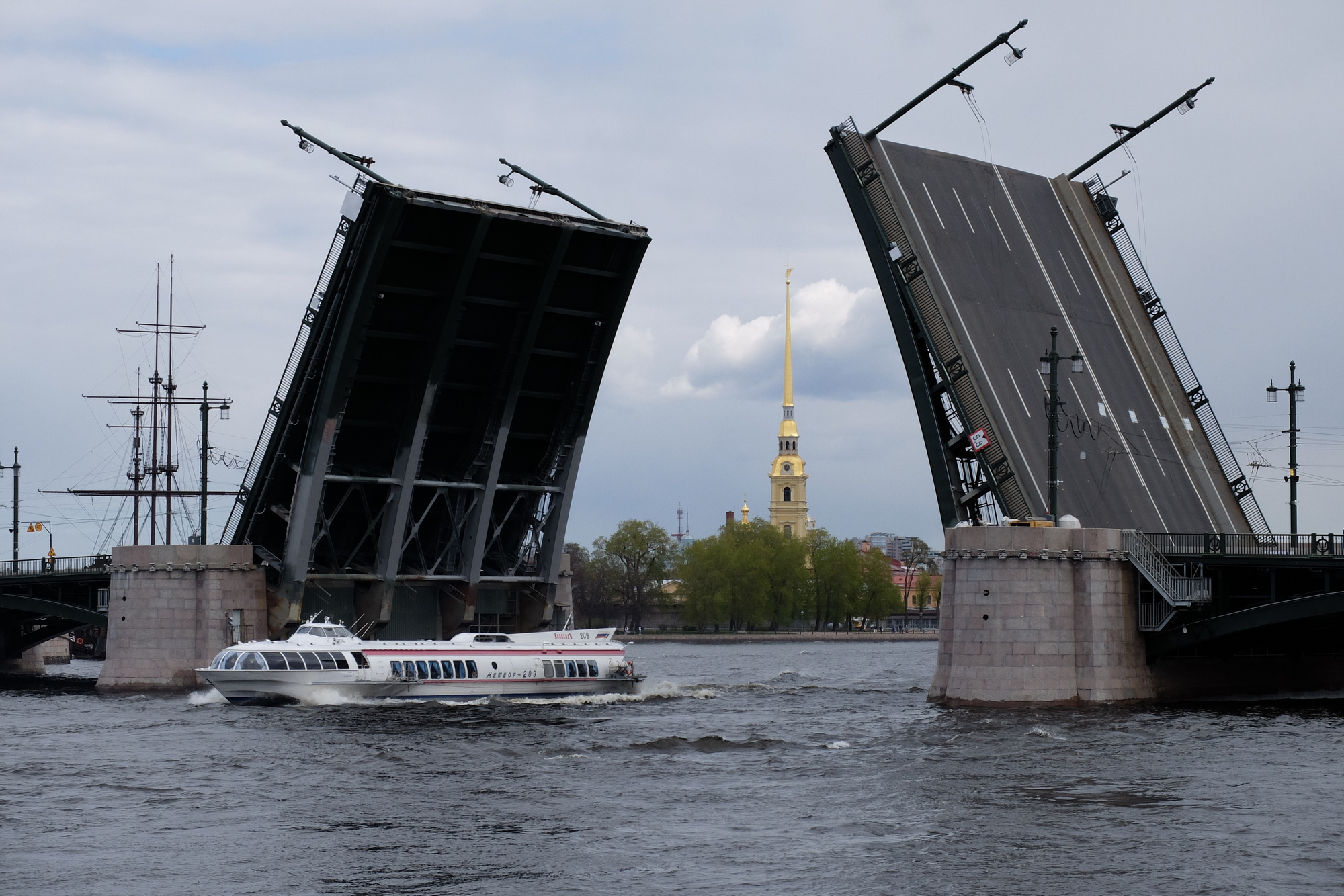 "Разведёмся" по Питерски