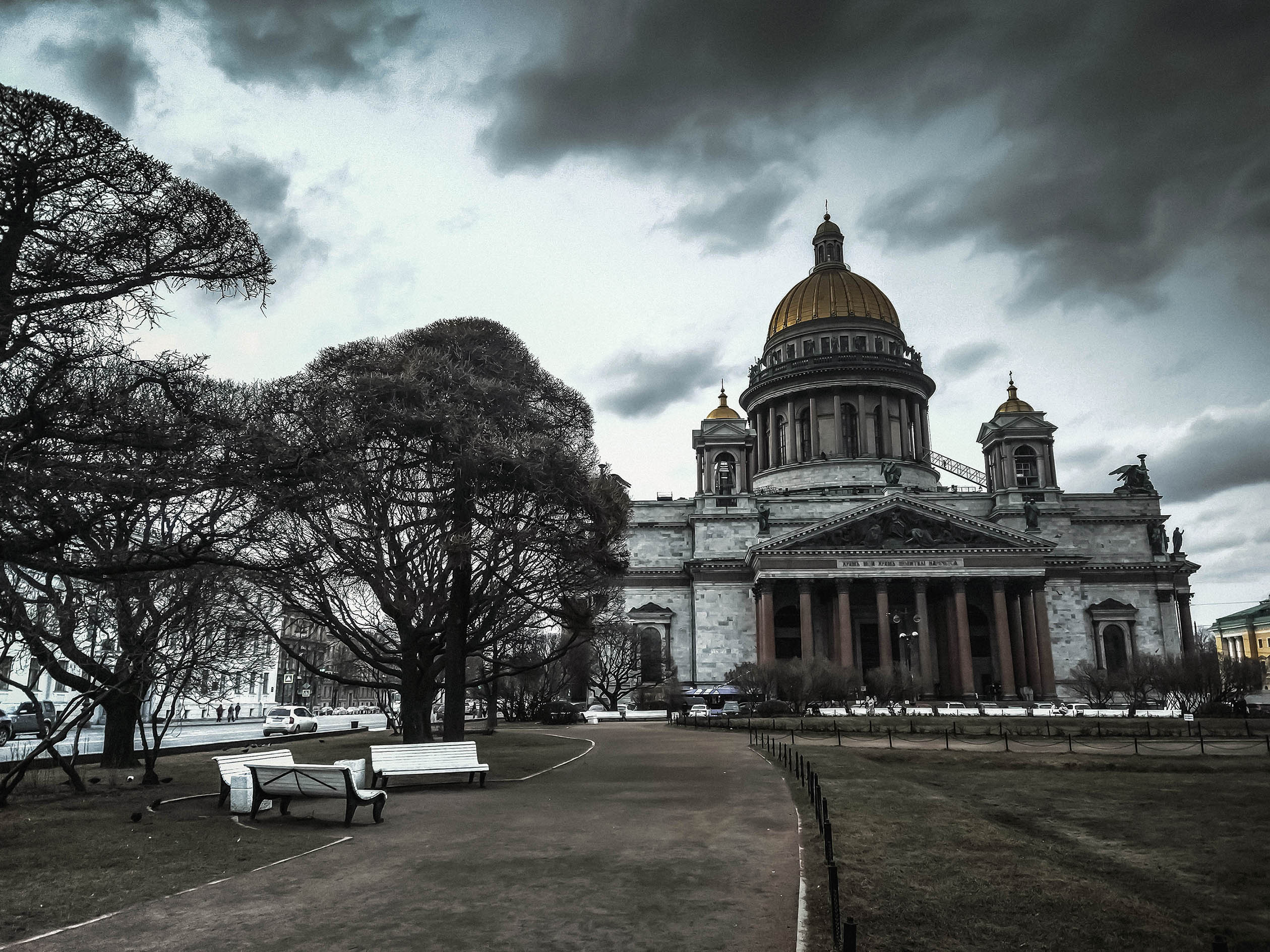 Мрачный Санкт-Петербург