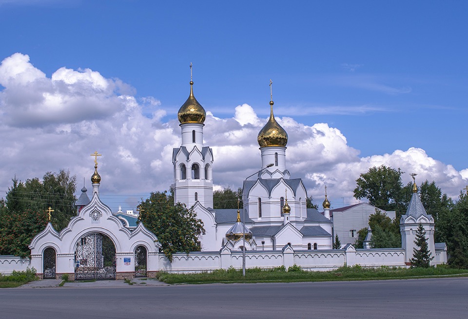 Храм во имя Архистратига Михаила г.Новосибирск