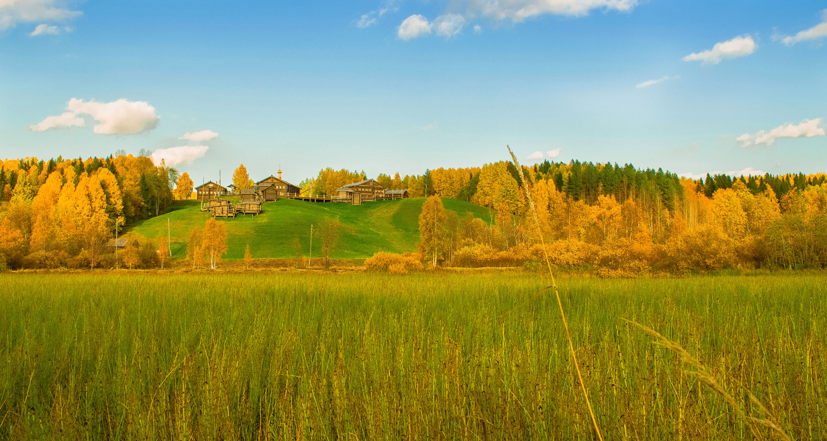 Осень в Малых Карелах