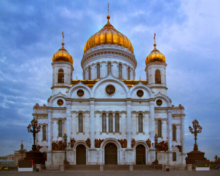 Храм Христа Спасителя(фронтальный вид)