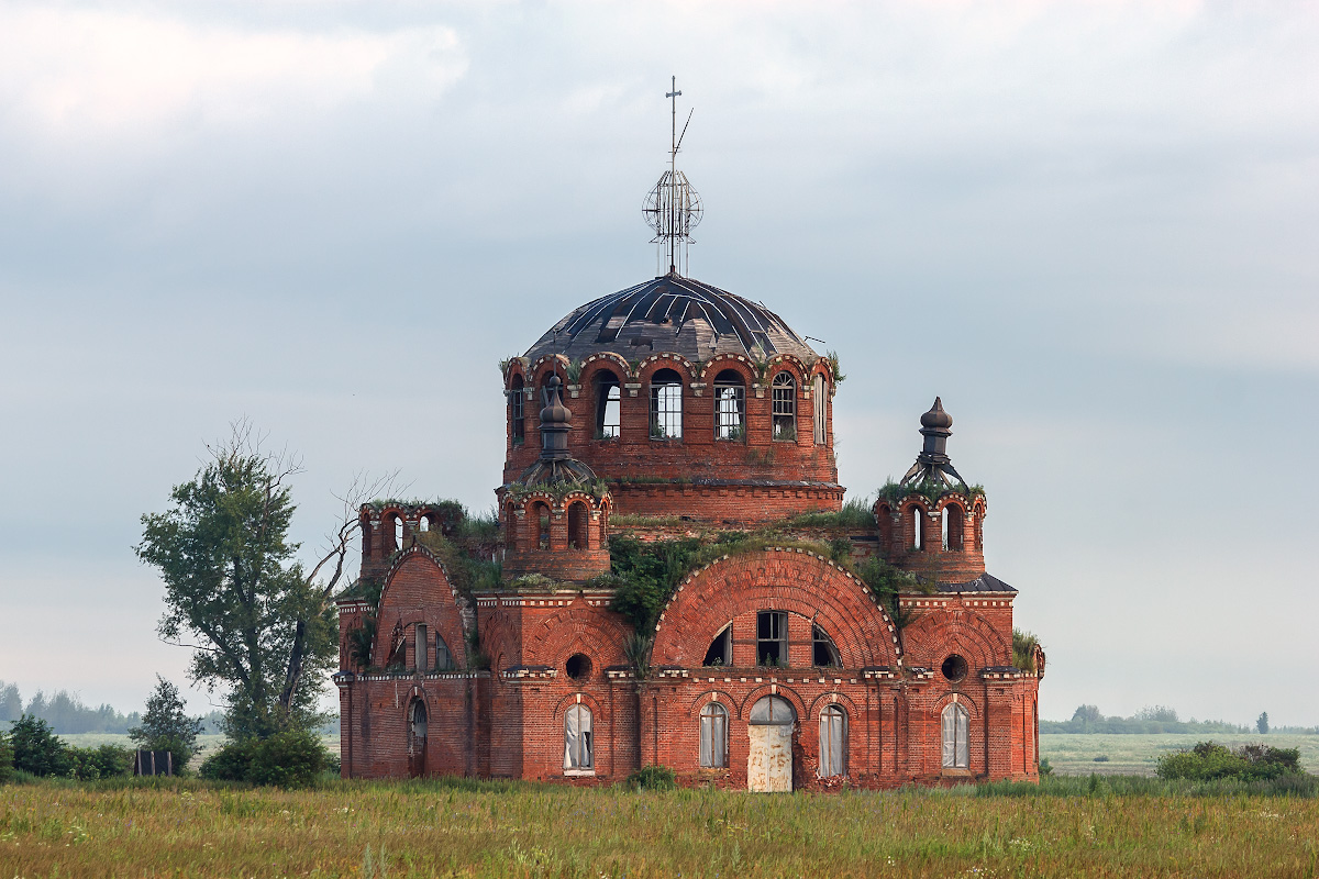 Заброшенная церковь