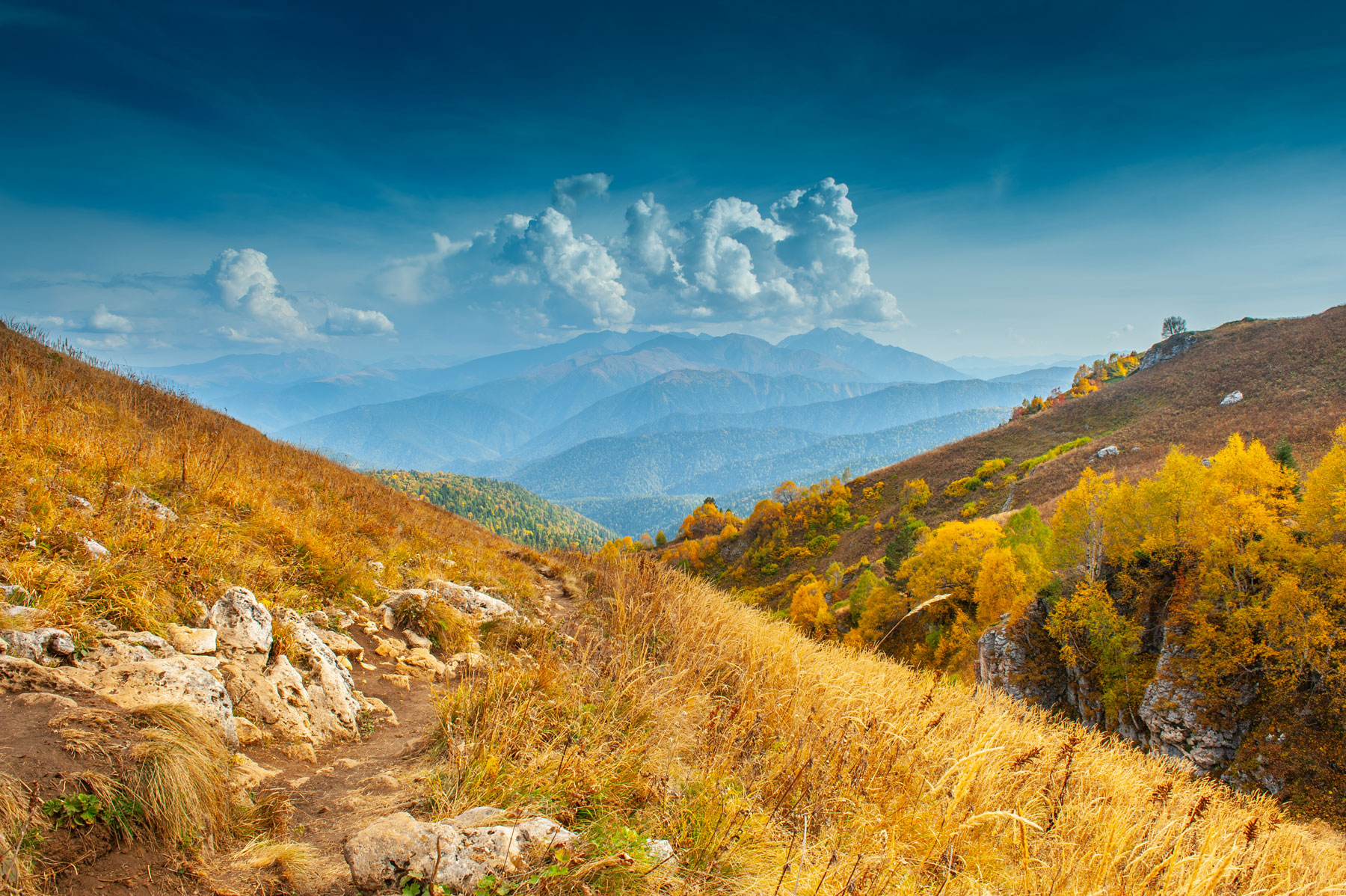 Лаго-Наки осенью. Фотопейзаж