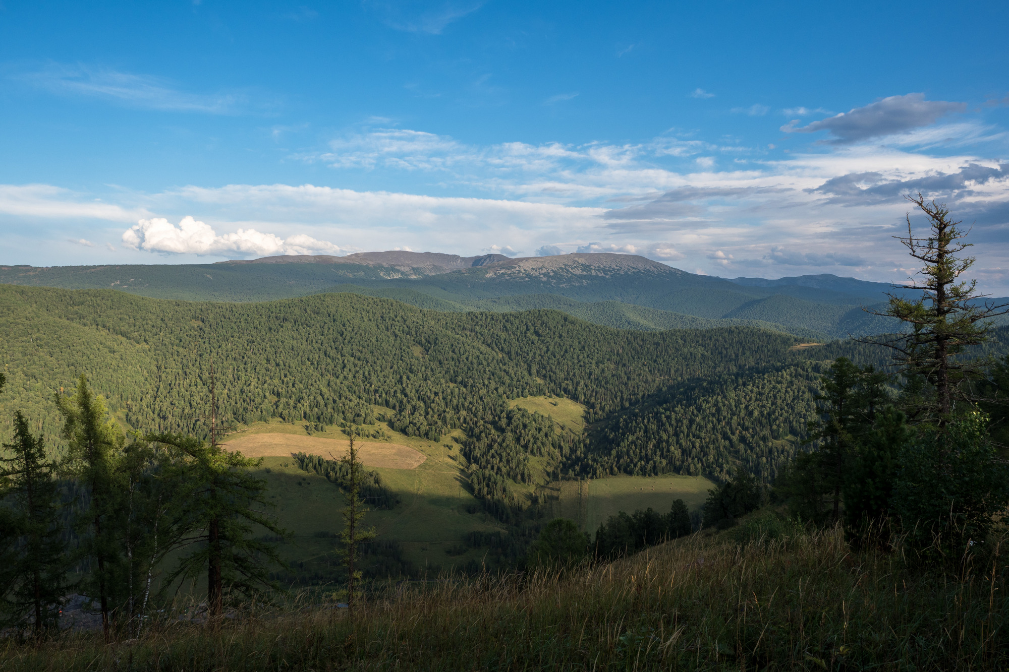 Вид на Караколы