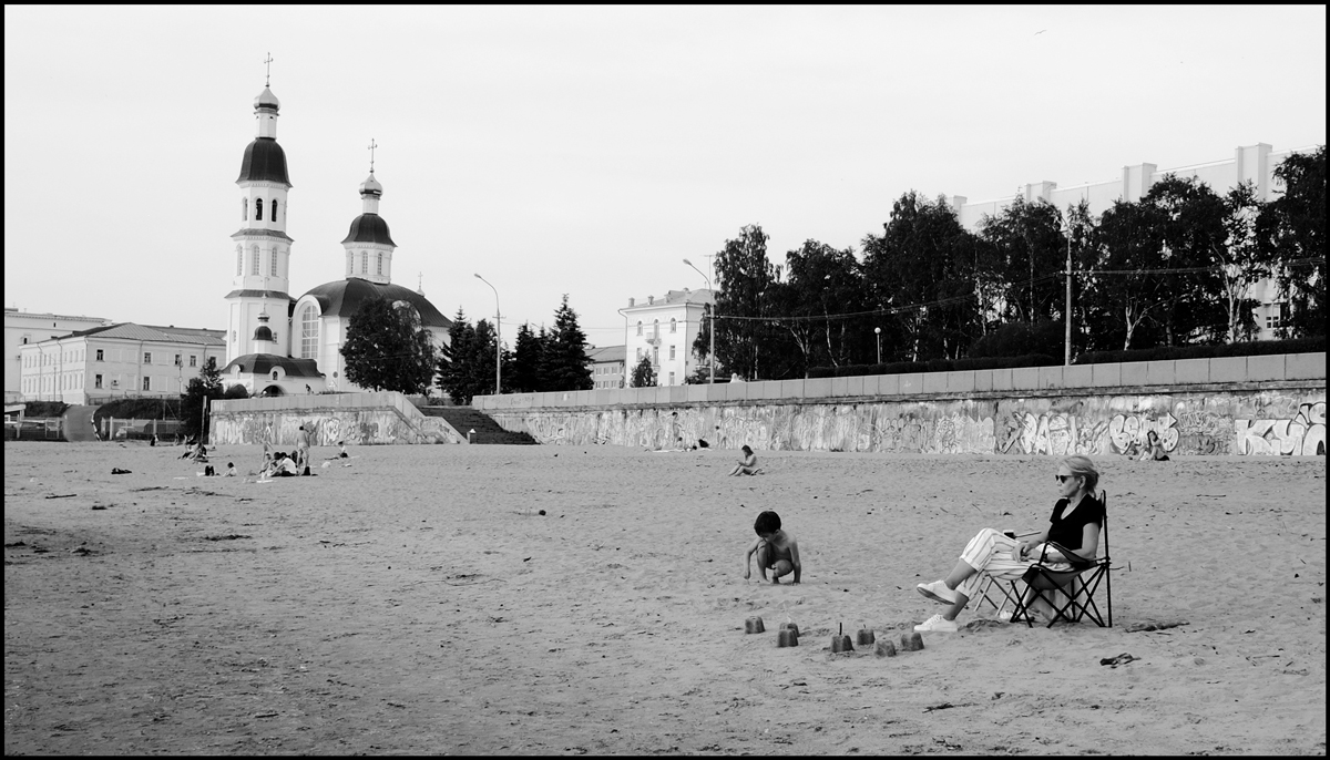 На пляже Архангельска