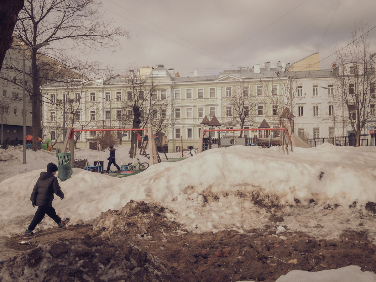 Сретенский двор...