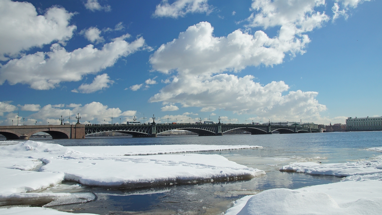 Троицкий мост