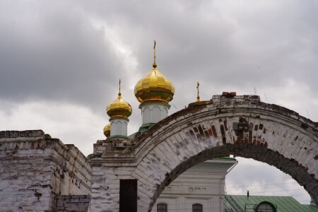Сквозь тучи...