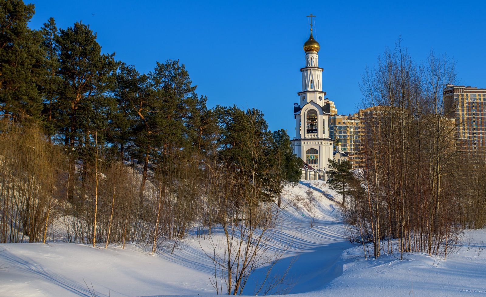 Храм