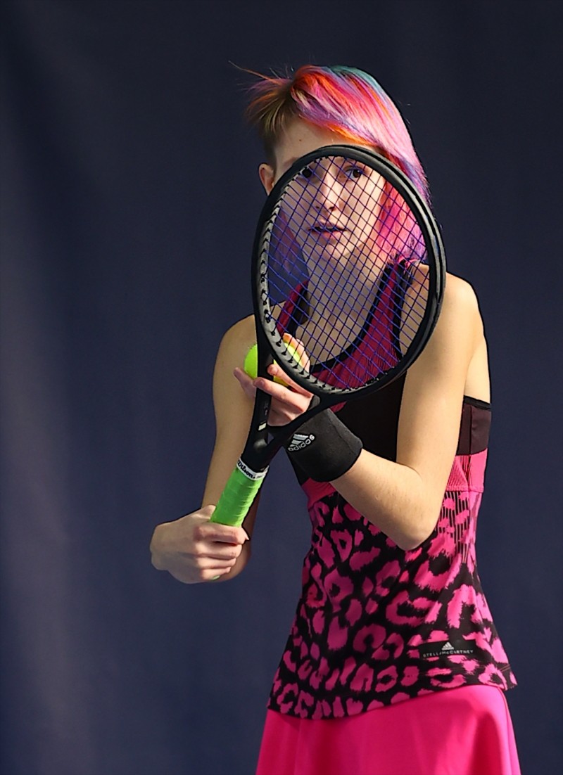 Color tennis...