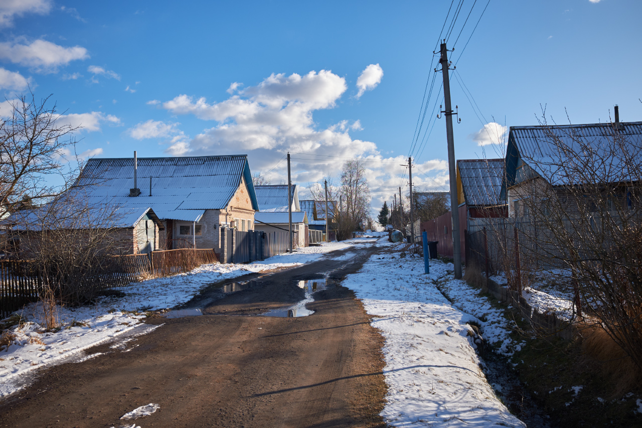 Весенний день на окраине