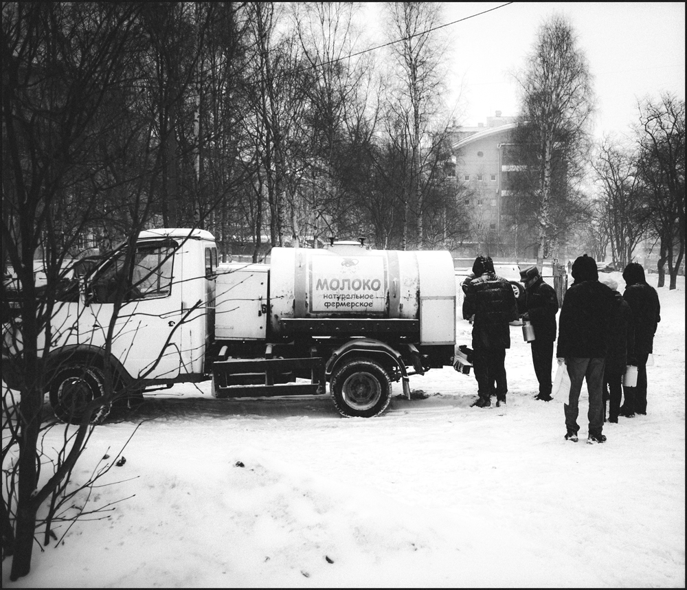 За молоком