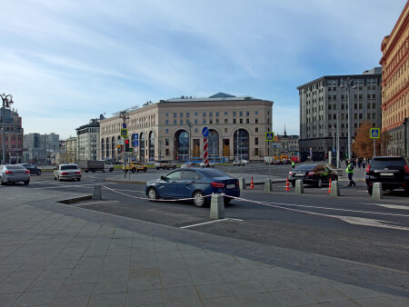 Лубянская площадь