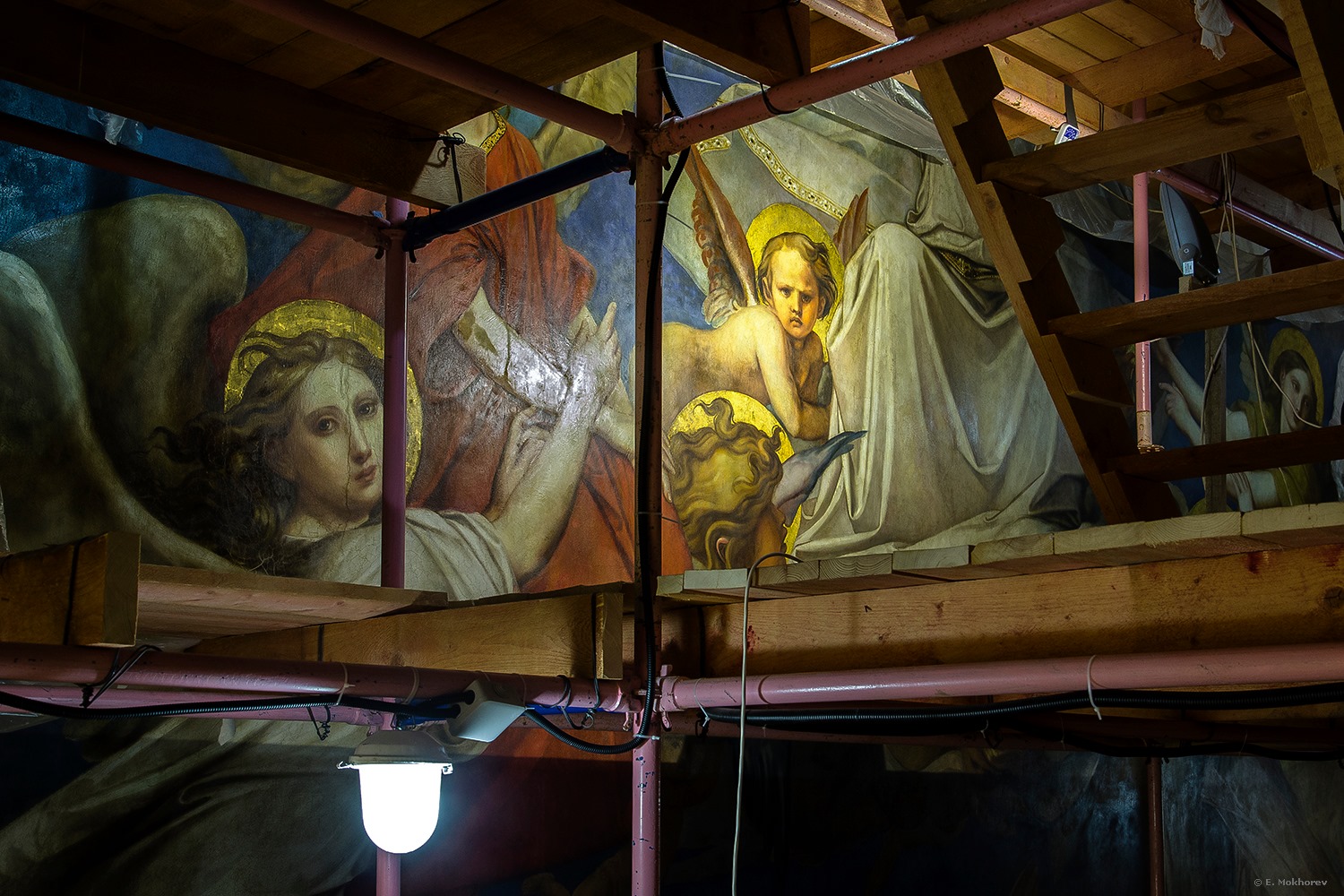 В Исаакиевком соборе. С-Пб. 2016.