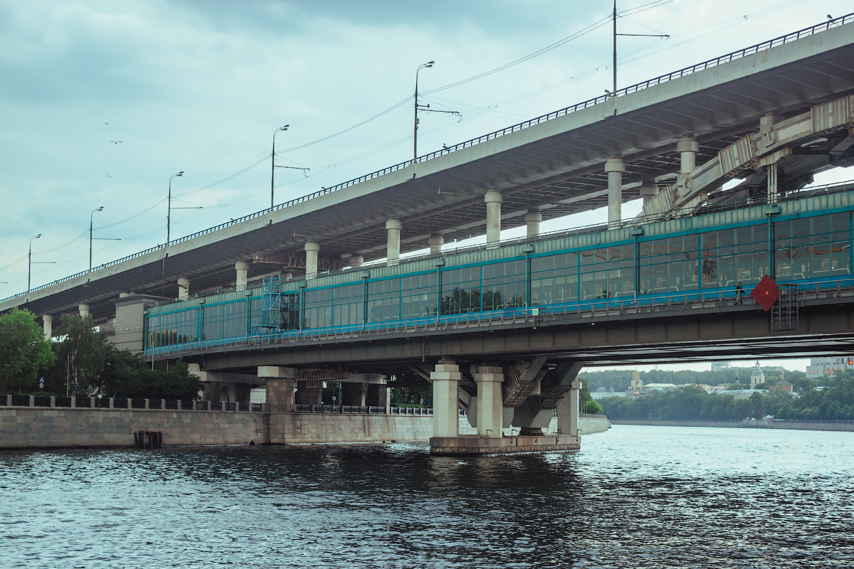 Лужнецкий метромост
