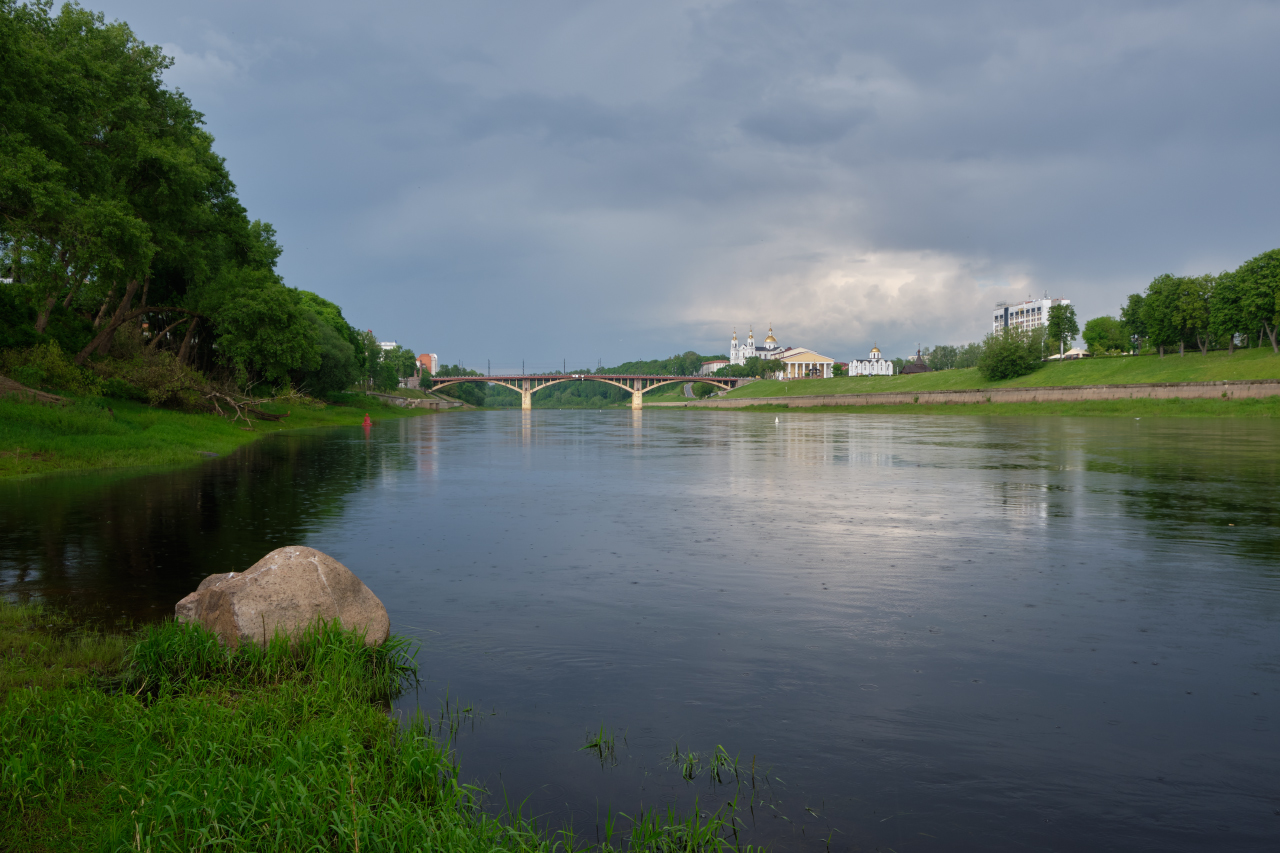 Облачно