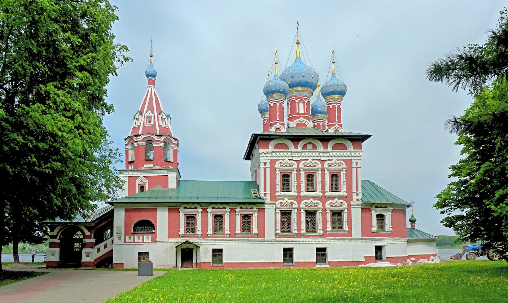 Церковь Димитрия на Крови