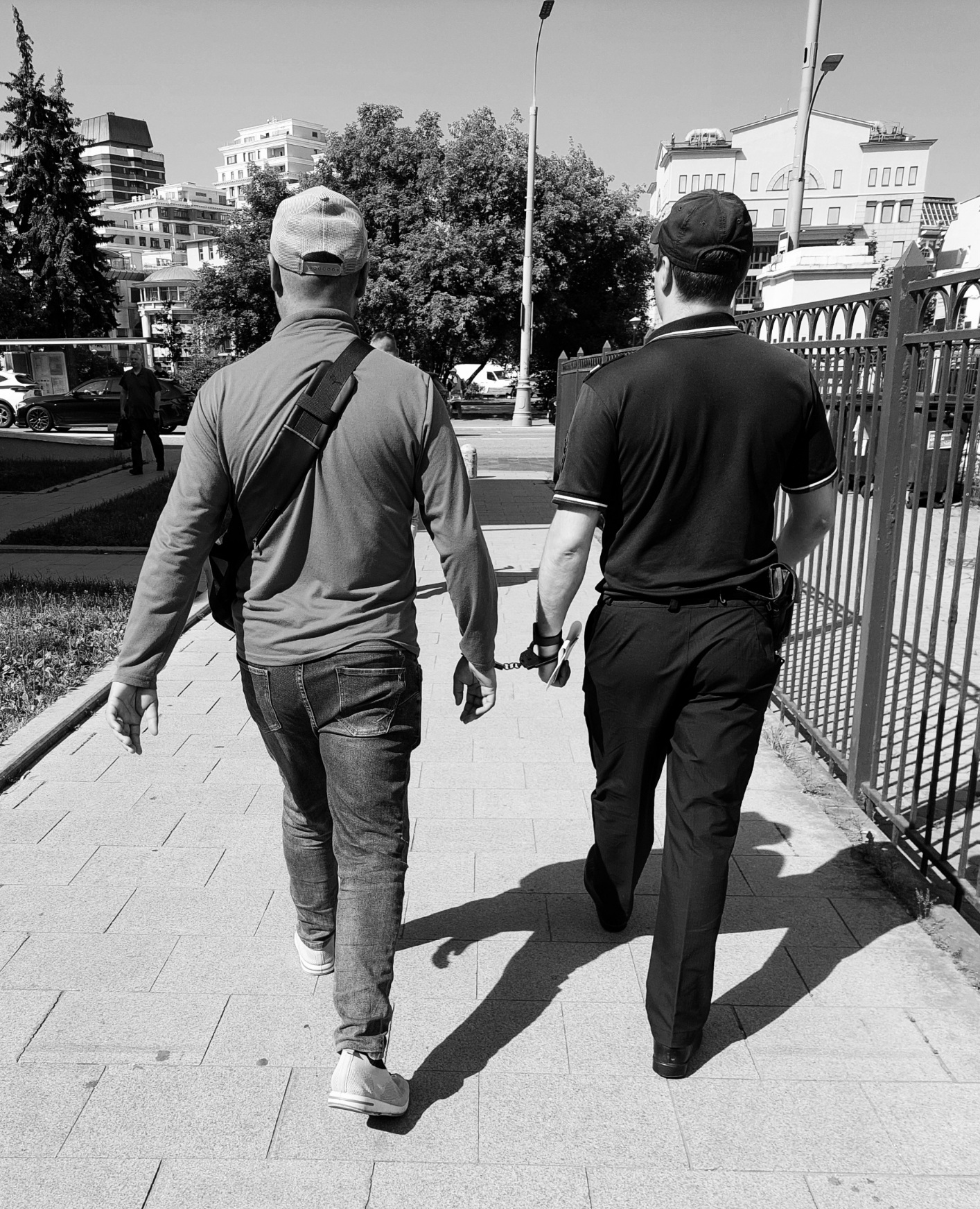 Домой.