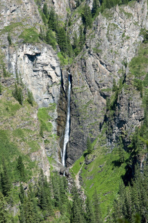 водопад Жираф, вид с перевала